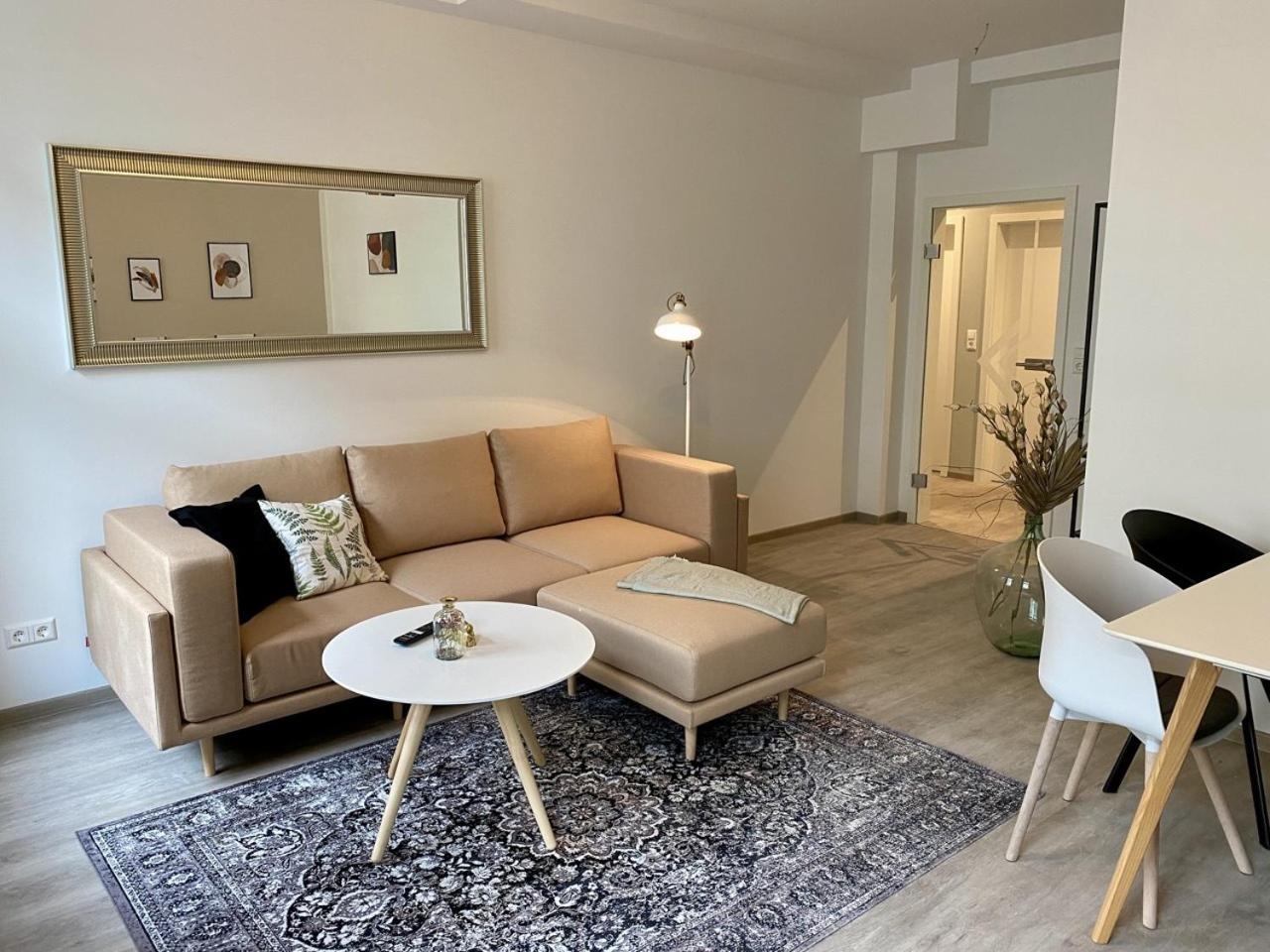 Discovair - Eisenach Karl14 - Vollausgestattete Apartments Mit Netflix In Der Fussgaengerzone Quarto foto